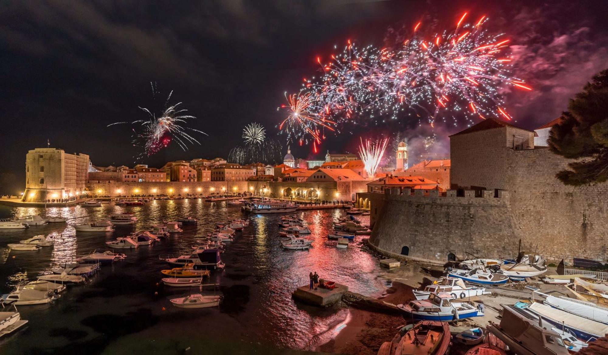 The Beachfront Dubrovnik Old Town ภายนอก รูปภาพ